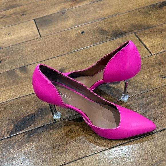 Call It Spring Fuchsia Heels - Picture 3 of 7